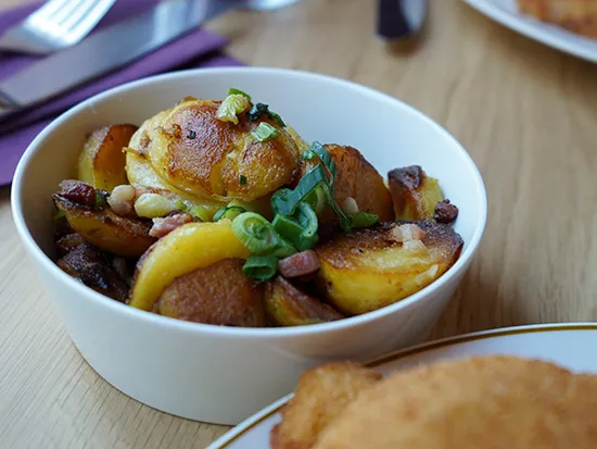 Runde Deinen Besuch bei uns ab